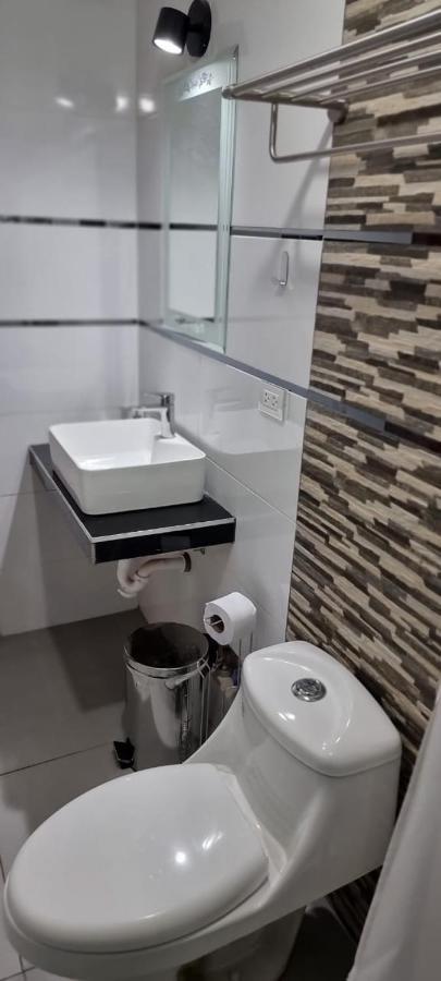 Residencial Quinones Aparthotel กุสโก ภายนอก รูปภาพ